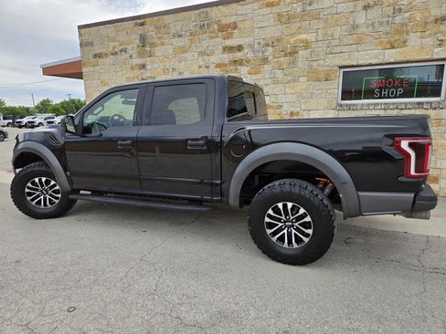Used 2019 Ford F150 Raptor w/ Equipment Group 801A Mid AWD/4WD image 3