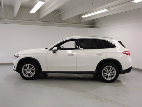 Certified 2025 Mercedes-Benz GLC 300 4MATIC image 8