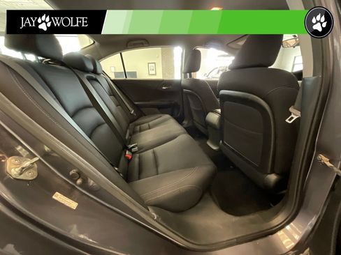 Used 2014 Honda Accord Sport image 19