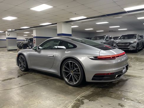 Used 2023 Porsche 911 Carrera w/ Premium Package image 3