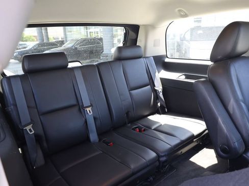 Used 2011 GMC Yukon Denali AWD/4WD image 24