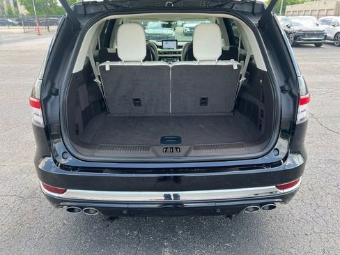 Certified 2024 Lincoln Aviator Black Label w/ Dynamic Handling Package AWD/4WD image 28