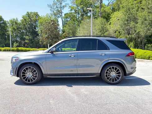 Used 2023 Mercedes-Benz GLE 350 4MATIC w/ AMG Line Exterior image 2