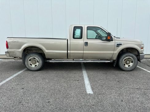 Used 2008 Ford F350 XLT AWD/4WD image 9