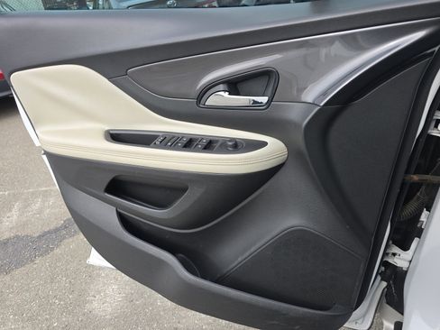 Used 2019 Buick Encore Preferred image 31