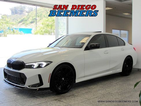 Used 2023 BMW 330i Sedan w/ M Sport Package RWD image 20