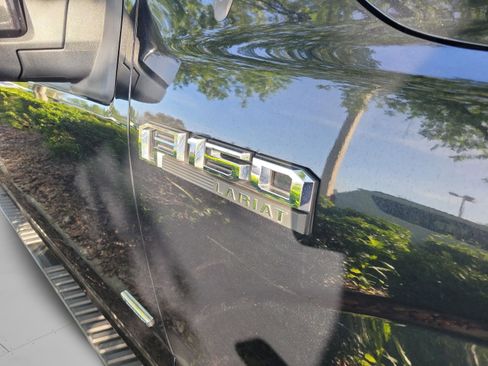 Used 2015 Ford F150 Lariat w/ Equipment Group 502A Luxury image 15