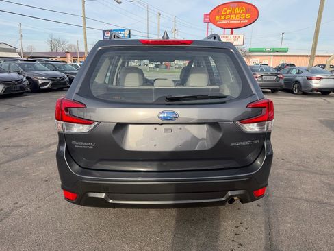 Used 2022 Subaru Forester CVT image 7