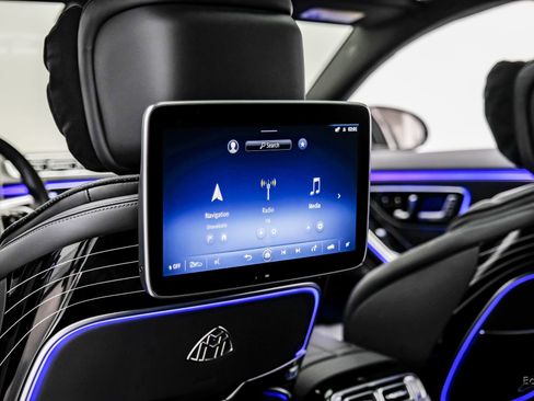 Used 2024 Mercedes-Benz Maybach S 580 4MATIC image 84