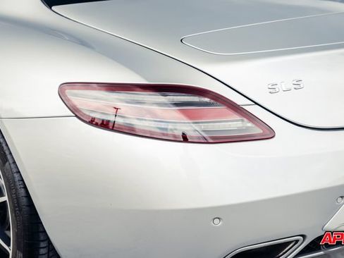Used 2011 Mercedes-Benz SLS AMG Coupe image 76