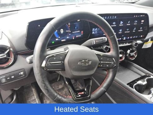 Certified 2025 Chevrolet Blazer EV RS image 11