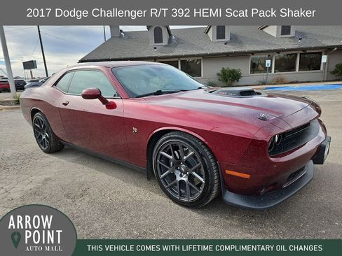 Used 2017 Dodge Challenger R/T Scat Pack image 1