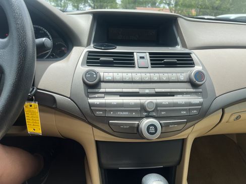Used 2009 Honda Accord LX-P image 19