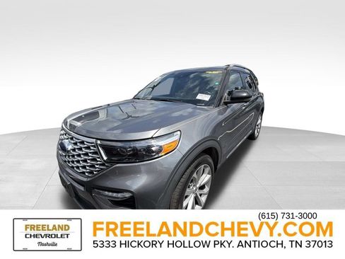Used 2021 Ford Explorer Platinum w/ Premium Technology Package RWD image 5