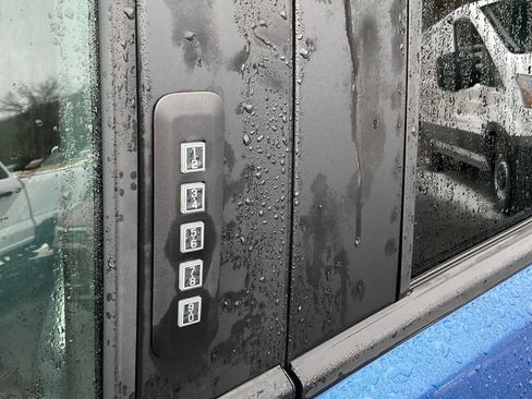 Used 2023 Ford Maverick XLT image 18