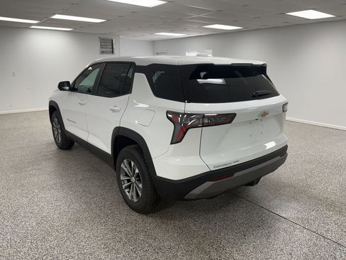New 2026 Chevrolet Equinox LT w/ Convenience Package II AWD/4WD image 6