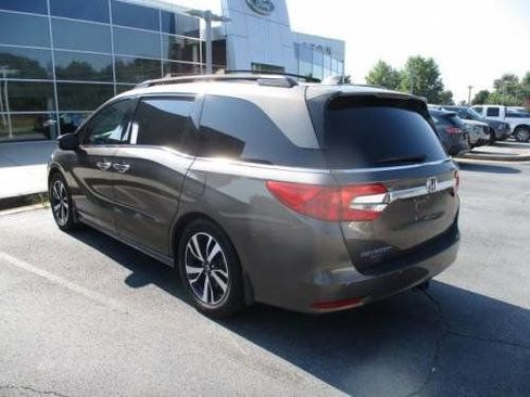 Used 2018 Honda Odyssey Elite image 3