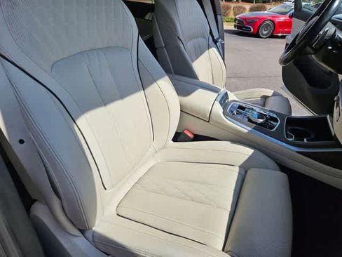 Used 2024 BMW X7 xDrive40i w/ Executive Package image 24
