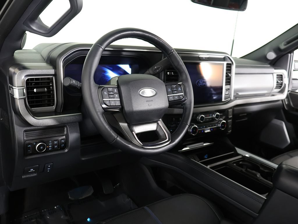 Used 2025 Ford F250 Platinum AWD/4WD image 33