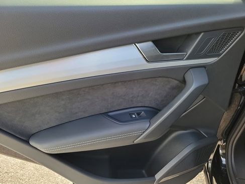 Certified 2024 Audi Q5 e Premium Plus w/ Premium Plus Package image 12