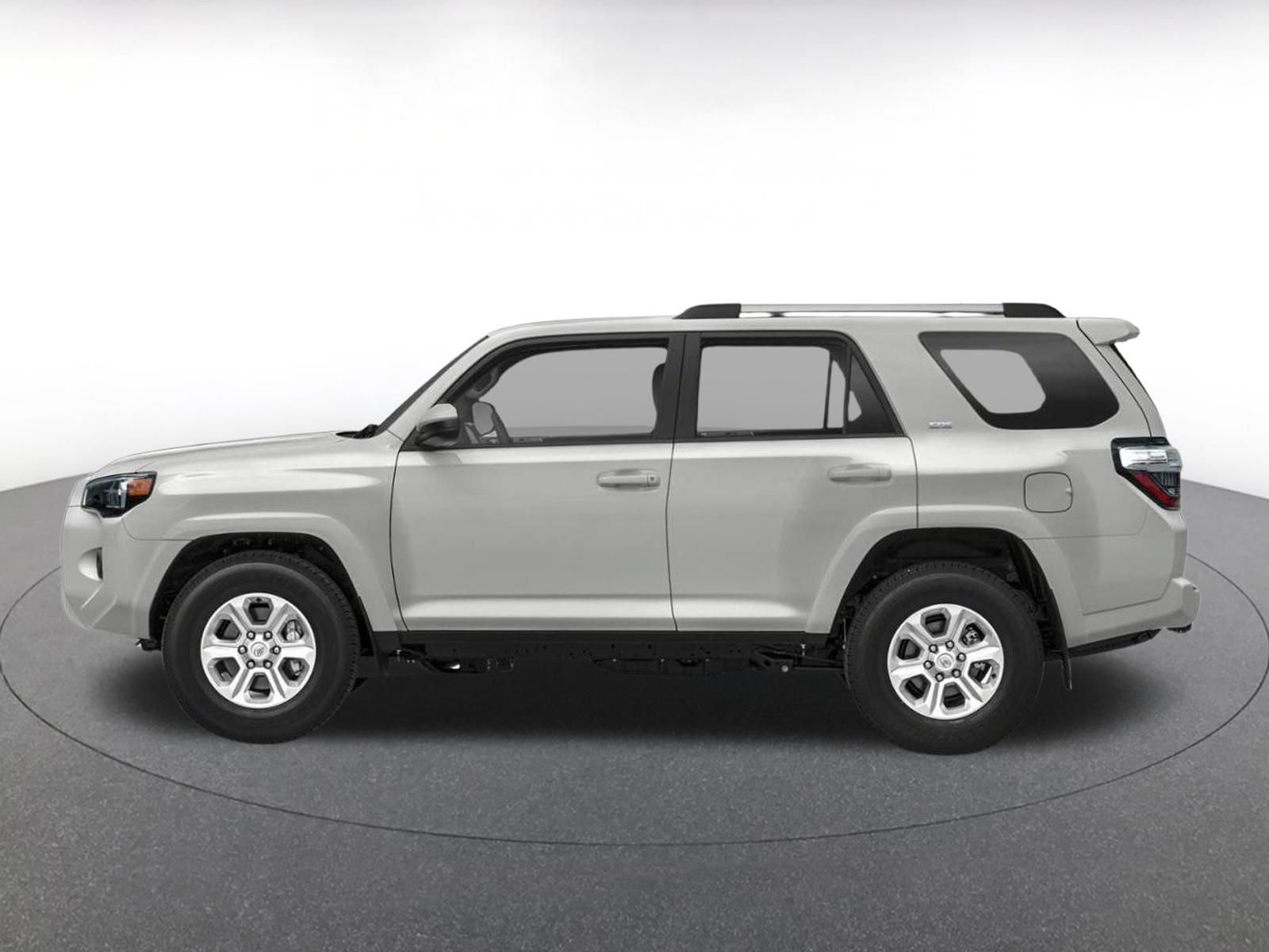 Used 2024 Toyota 4Runner SR5 RWD image 3