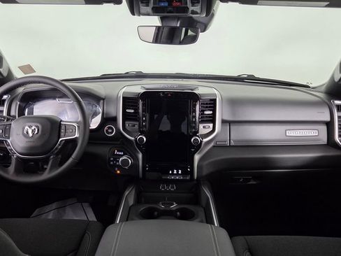 New 2026 RAM 1500 4x4 Crew Cab image 30