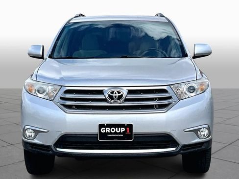 Used 2012 Toyota Highlander FWD image 3