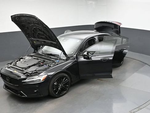 Used 2024 Volvo S60 B5 Plus w/ Climate Package FWD image 47