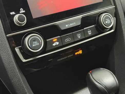 Used 2020 Honda Civic Sport image 27