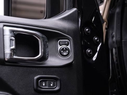 Used 2025 Jeep Gladiator Rubicon w/ Safety Group image 92