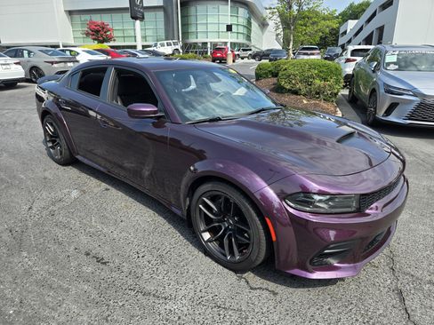 Used 2022 Dodge Charger Scat Pack RWD image 7