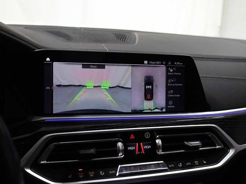 Used 2020 BMW X7 M50i w/ Executive Package image 31