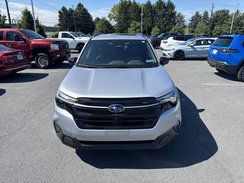 Certified 2025 Subaru Forester Touring AWD/4WD image 23