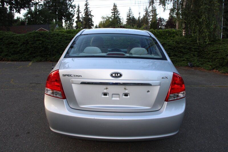 Used 2008 Kia Spectra EX FWD image 10