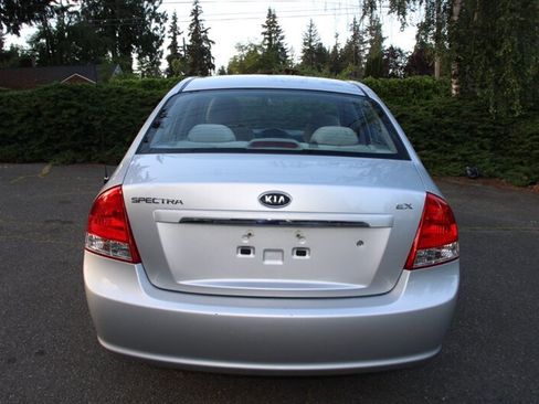 Used 2008 Kia Spectra EX FWD image 10