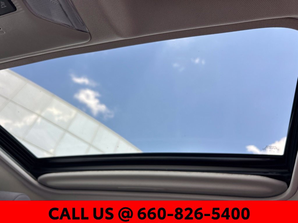 Certified 2022 Toyota RAV4 XLE w/ Convenience Package AWD/4WD image 17