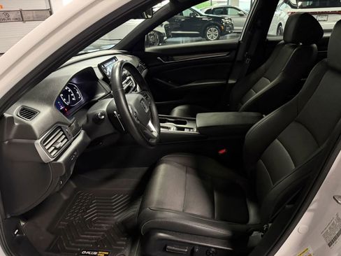Used 2020 Honda Accord Sport image 14