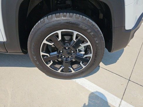 Used 2023 Jeep Renegade Latitude image 10