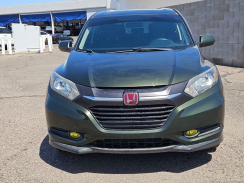 Used 2016 Honda HR-V LX image 2