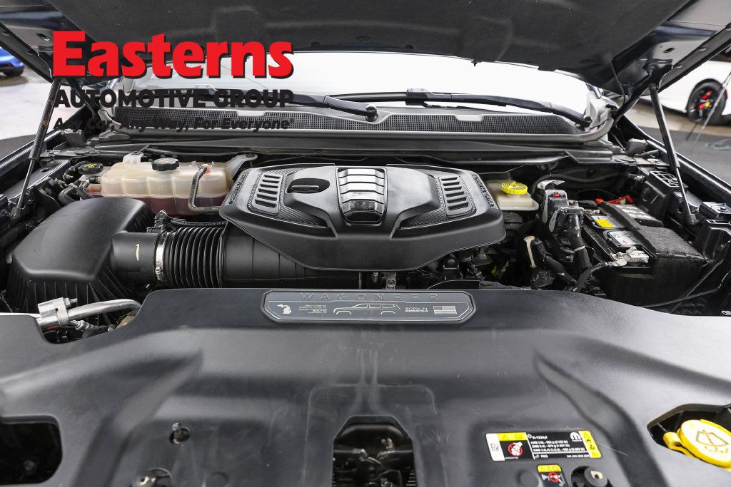 Used 2024 Jeep Wagoneer Series II w/ Flexible Seating Group AWD/4WD image 9