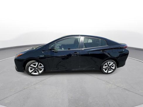 Used 2017 Toyota Prius Three Touring image 9