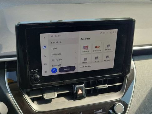 Used 2024 Toyota Corolla LE FWD image 24