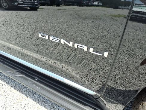 New 2026 GMC Yukon Denali w/ Advanced Technology Package AWD/4WD image 10
