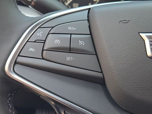 New 2025 Cadillac XT5 Luxury image 37