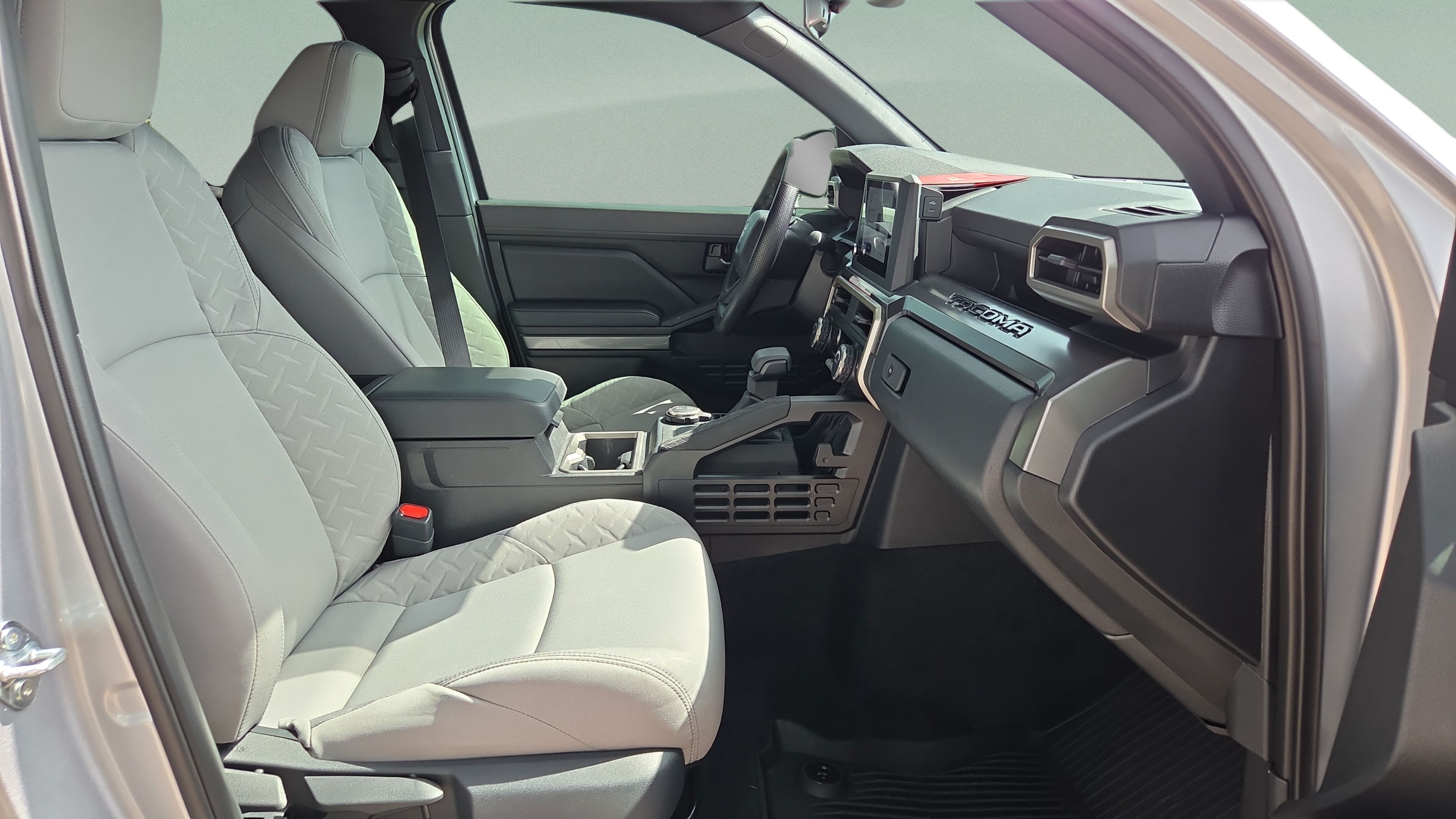 Certified 2026 Toyota Tacoma SR5 AWD/4WD image 17