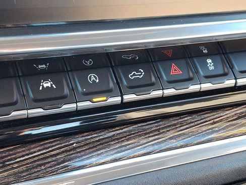 Used 2024 GMC Sierra 1500 Elevation image 21