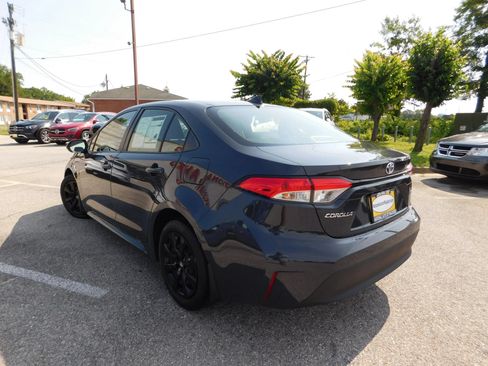 Used 2023 Toyota Corolla LE FWD image 6