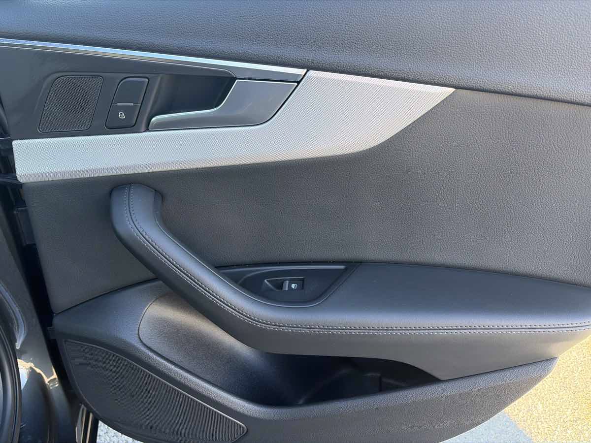 Used 2019 Audi A4 2.0T Premium Plus w/ Premium Plus Package FWD image 26