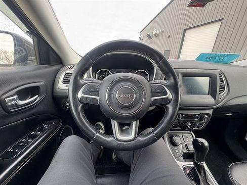 Used 2018 Jeep Compass Latitude w/ Popular Equipment Group image 11