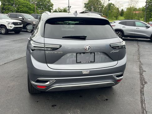 Used 2022 Buick Envision Avenir w/ Technology Package II FWD image 4